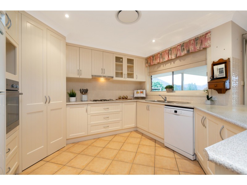 242 Catherine Way, Daruka NSW 2340