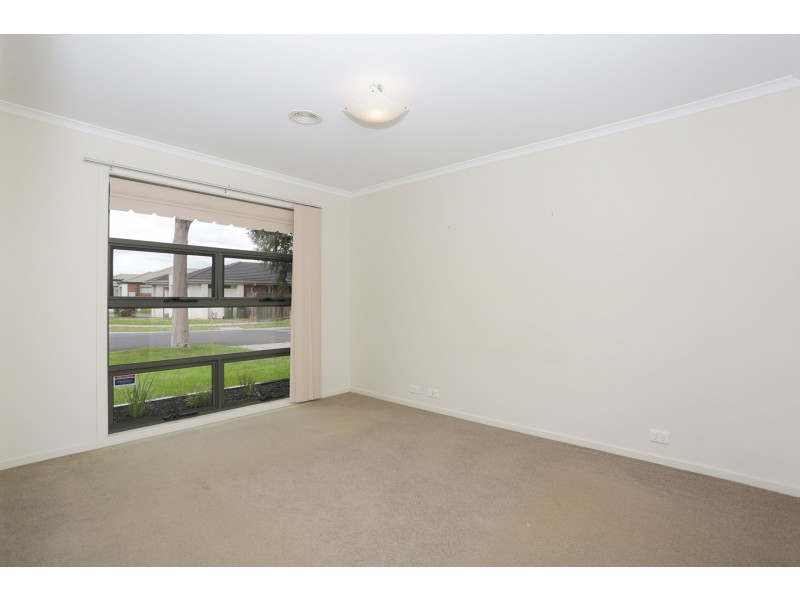 42 Felicity Drive, Tarneit VIC 3029