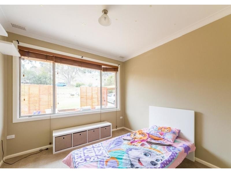 8 Scenic Drive, Cowra NSW 2794