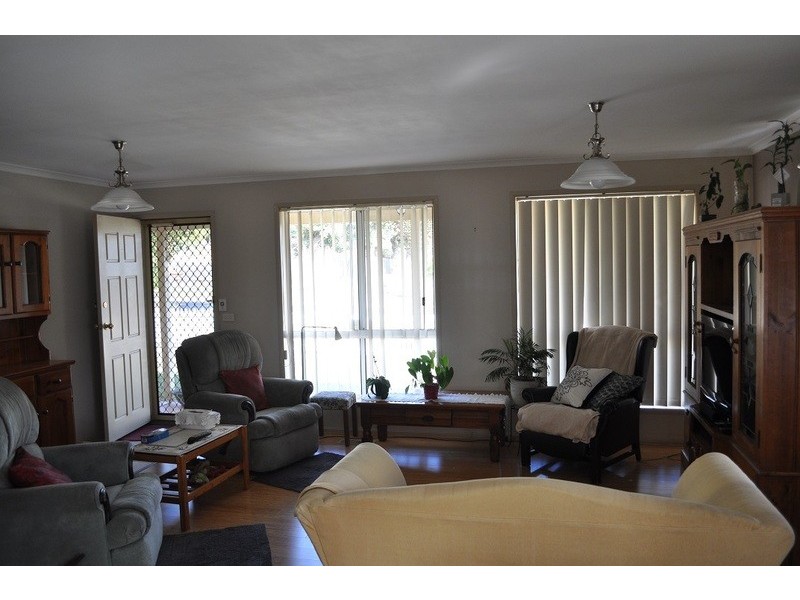 8 Hazel Street, Oaks Estate ACT 2620