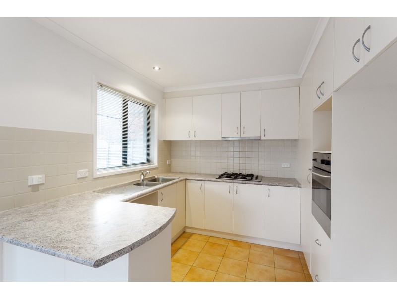 2/14 Harris Street, Hackett ACT 2602