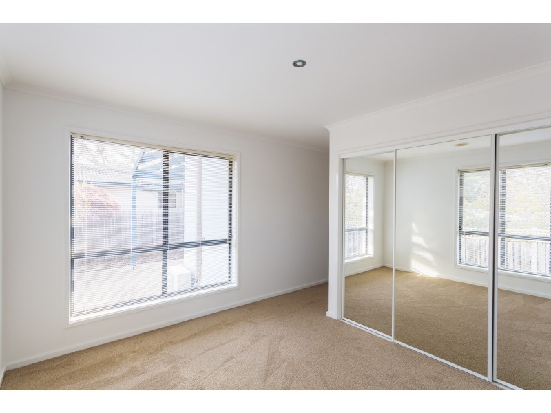 2/14 Harris Street, Hackett ACT 2602