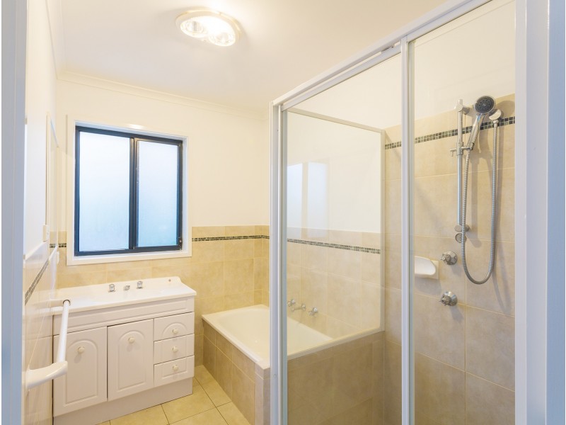 2/14 Harris Street, Hackett ACT 2602