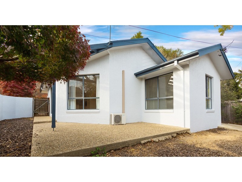 2/14 Harris Street, Hackett ACT 2602
