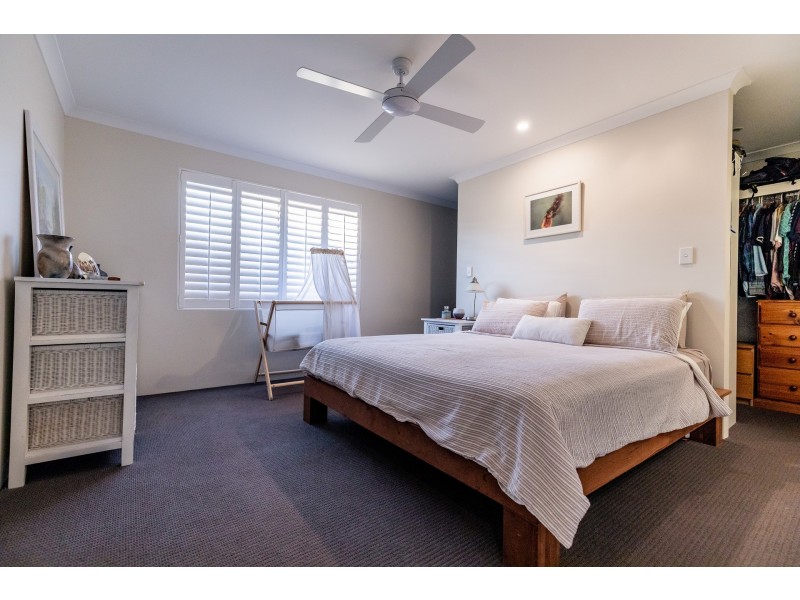 14 Indooroopilly Crescent, Dunsborough WA 6281