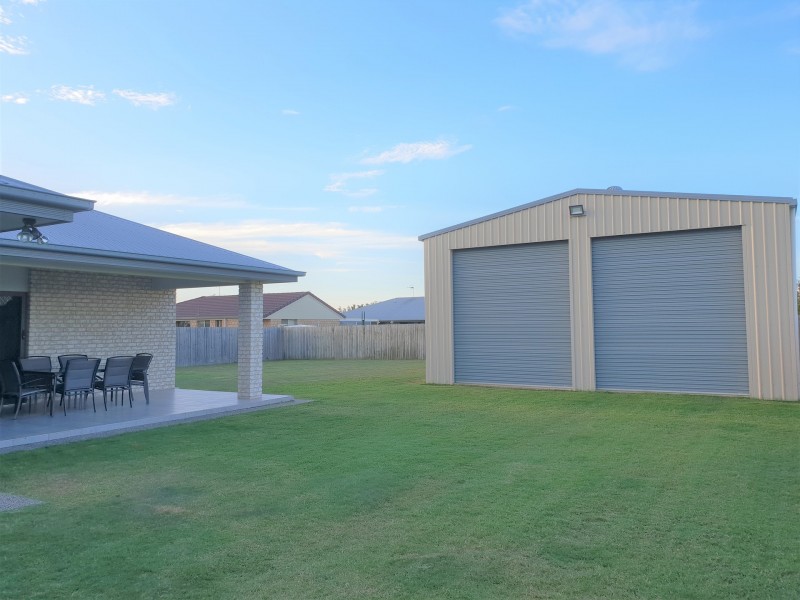 19 Beachmere Street, Burnett Heads QLD 4670