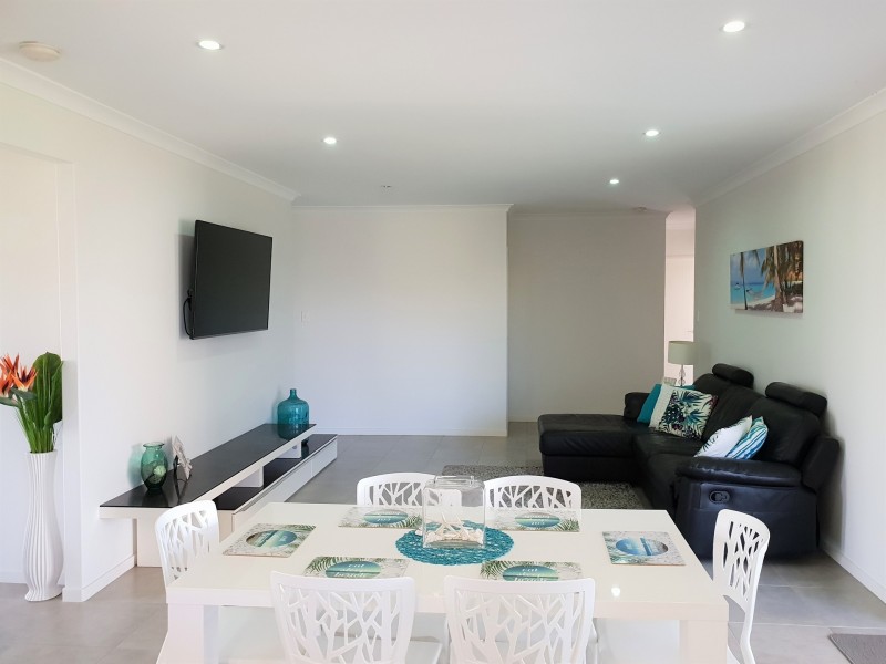 19 Beachmere Street, Burnett Heads QLD 4670