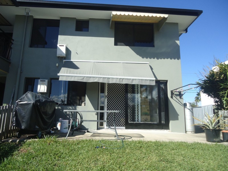 31 Pacific Blvd, Broadbeach Waters QLD 4218