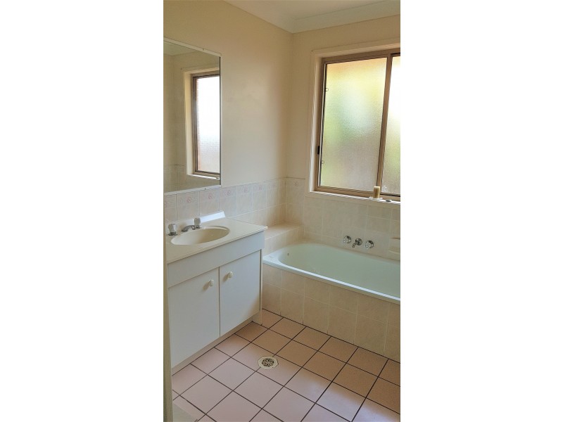 15 Manuela Street, Victoria Point QLD 4165