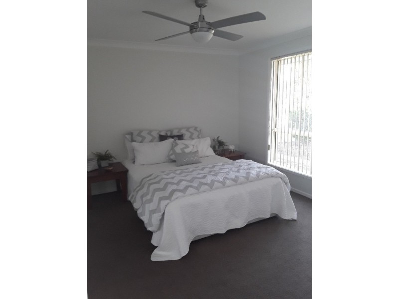 18 Freesia Crescent, Bomaderry NSW 2541