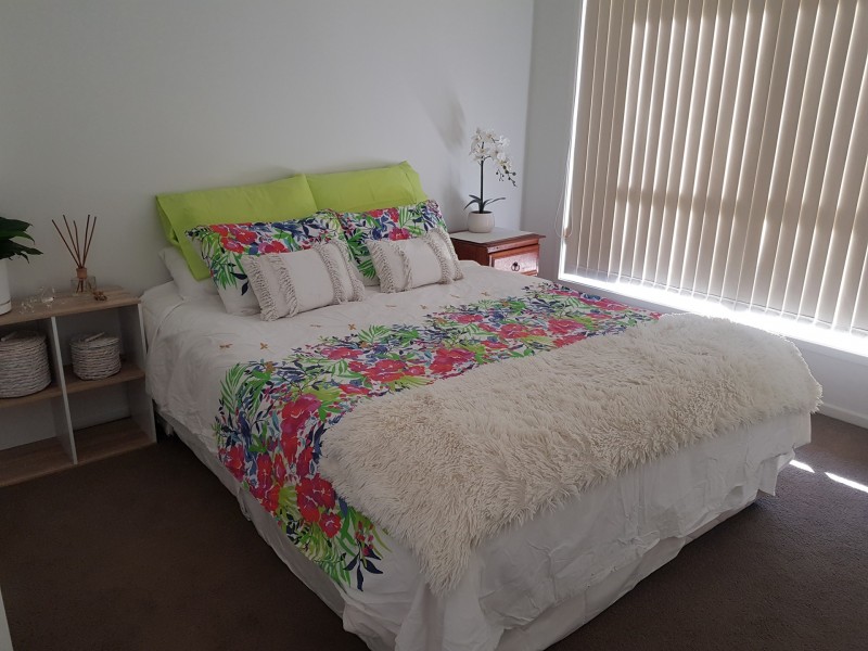 18 Freesia Crescent, Bomaderry NSW 2541