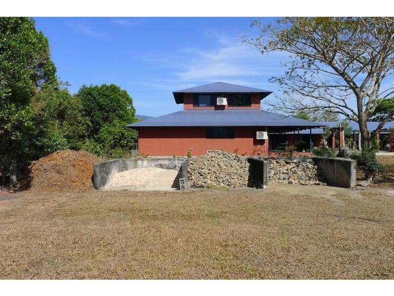 136 Crossland Road, Gordonvale QLD 4865