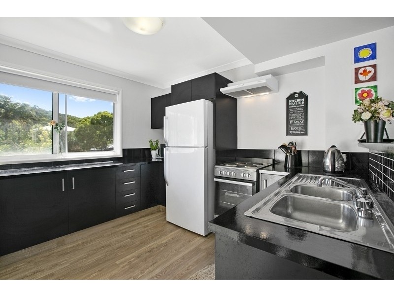 4/13 Bullimah Avenue, Burleigh Heads QLD 4220