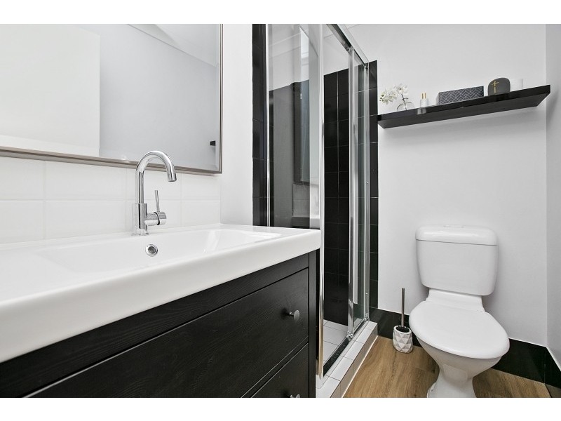 4/13 Bullimah Avenue, Burleigh Heads QLD 4220