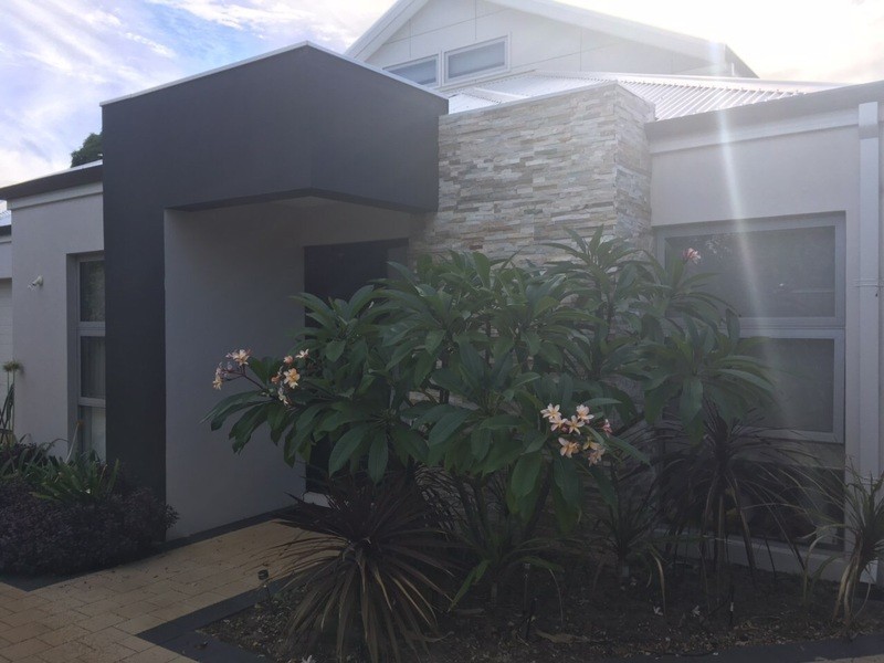 B/15 Oakland Avenue, Cloverdale WA 6105
