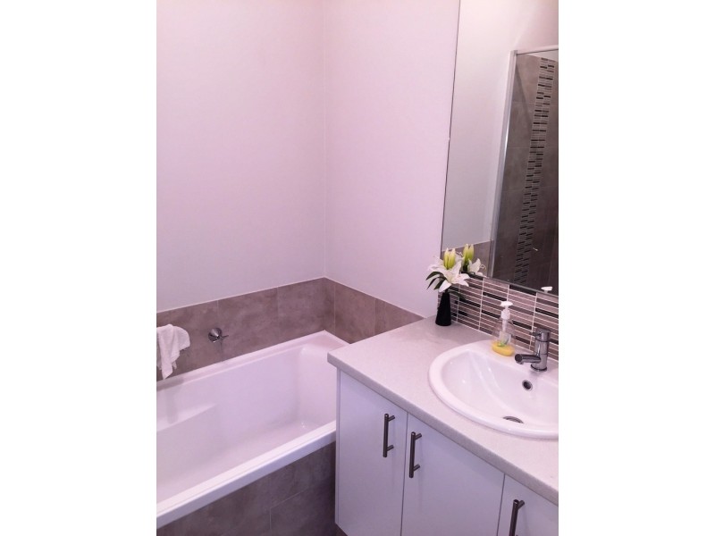 B/15 Oakland Avenue, Cloverdale WA 6105