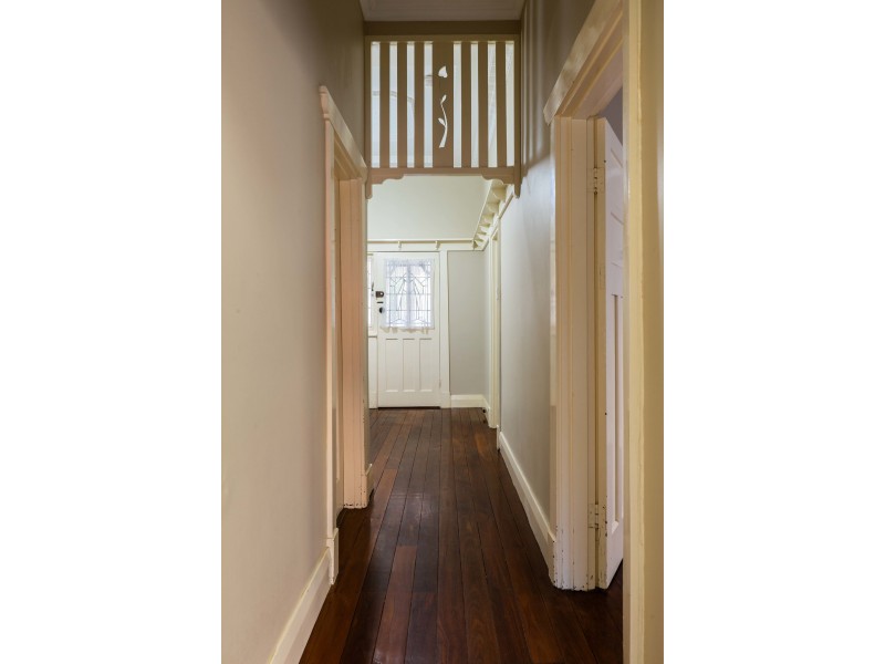 61 Swan Street, Guildford WA 6055
