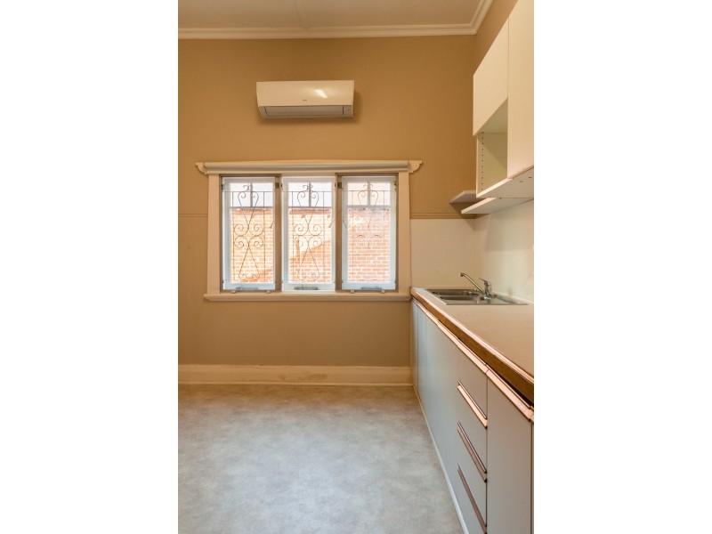 61 Swan Street, Guildford WA 6055
