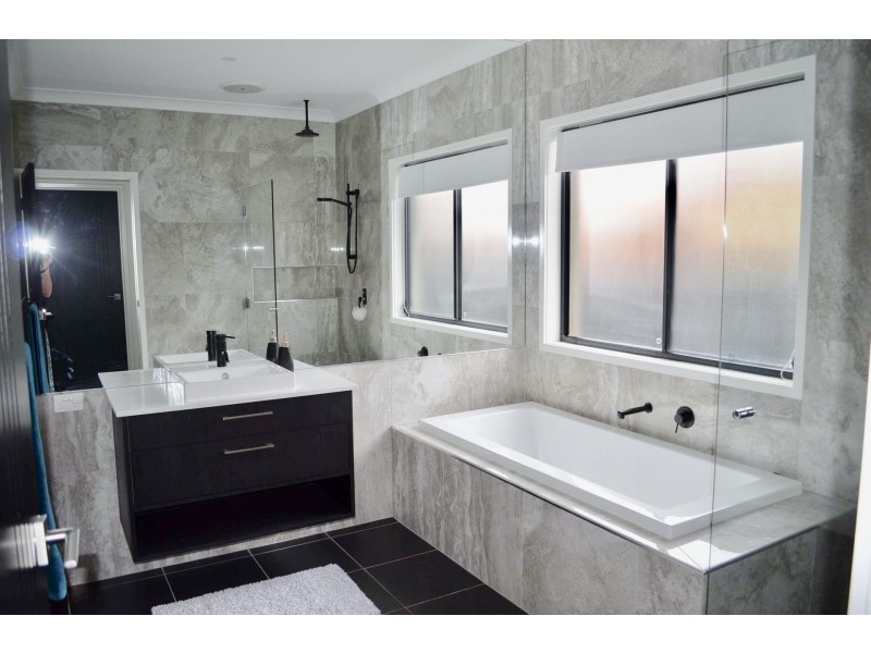 14 Caloola Drive, Tweed Heads NSW 2485