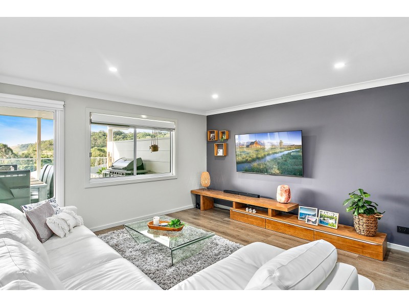 12 Headwater Place, Albion Park NSW 2527