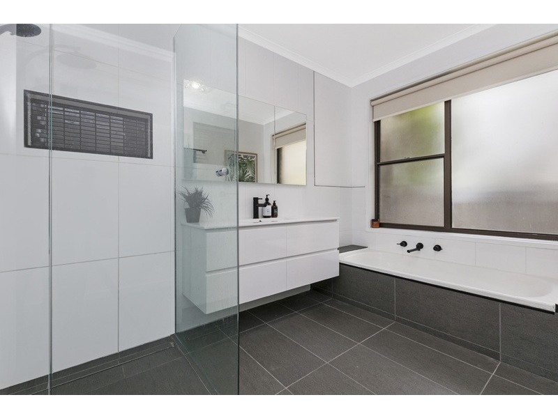 35 Collins Street, Hamilton VIC 3300