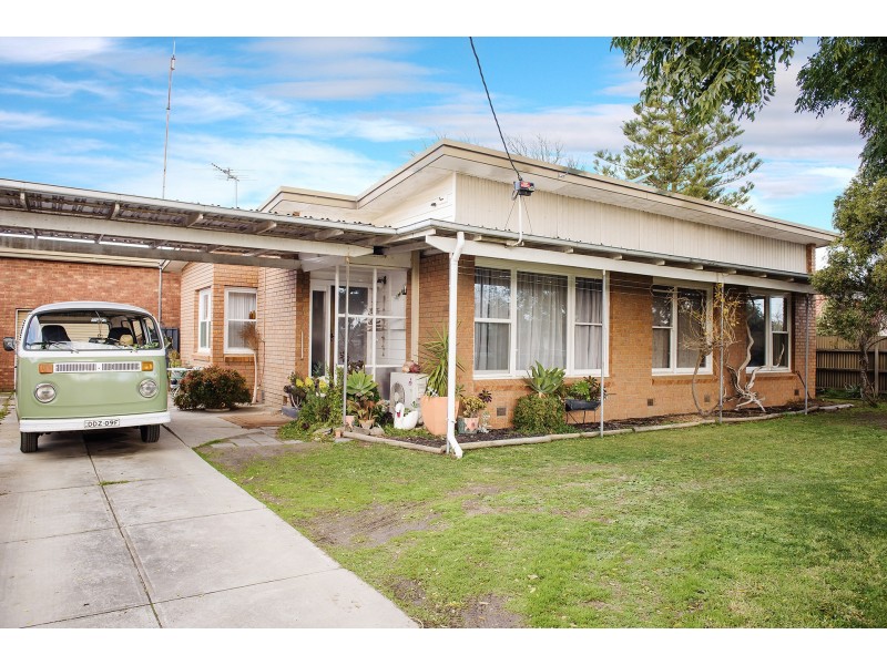 11 Bruce Street, Yarram VIC 3971