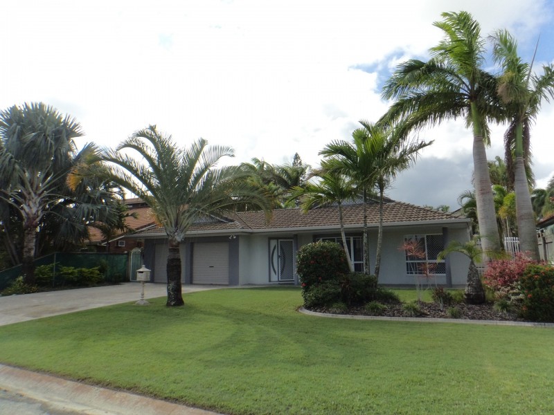 6 Yaralla Avenue, East Mackay QLD 4740