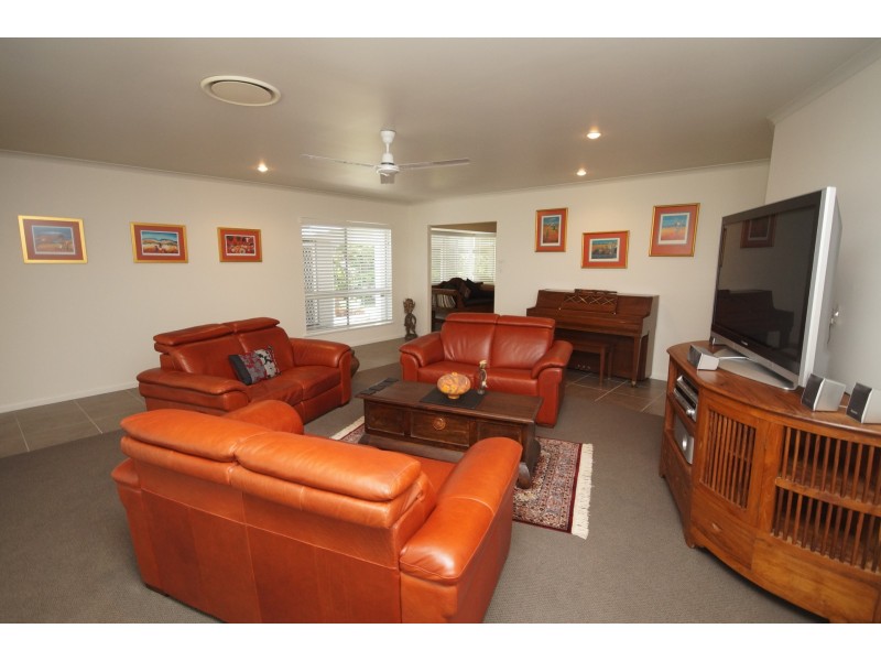 6 Yaralla Avenue, East Mackay QLD 4740