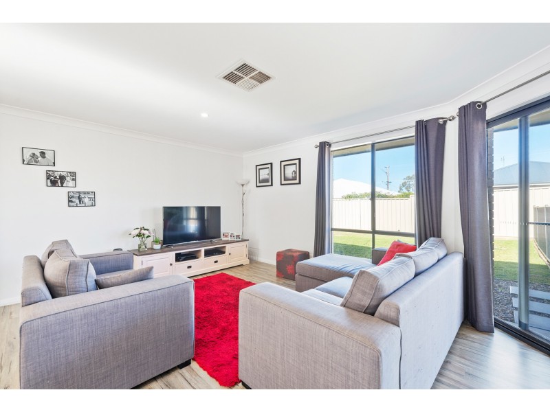 26 Spears Drive, Dubbo NSW 2830