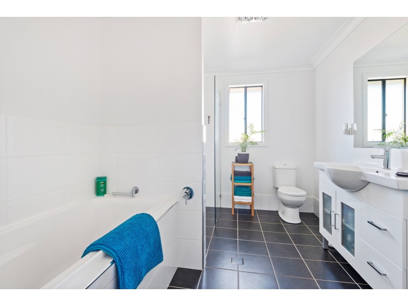 26 Spears Drive, Dubbo NSW 2830