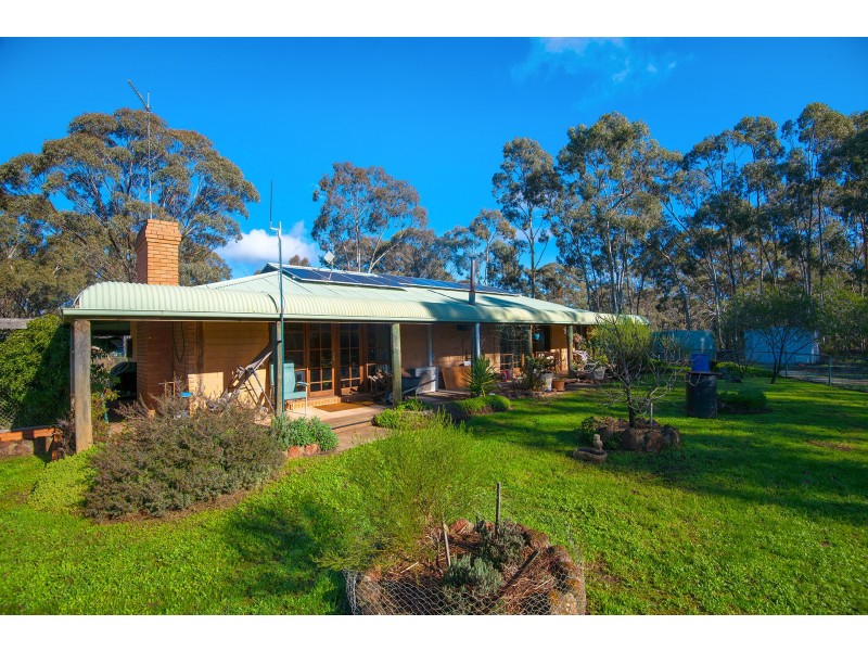 84 Ramon Parade, Laanecoorie VIC 3463