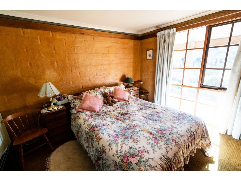 84 Ramon Parade, Laanecoorie VIC 3463