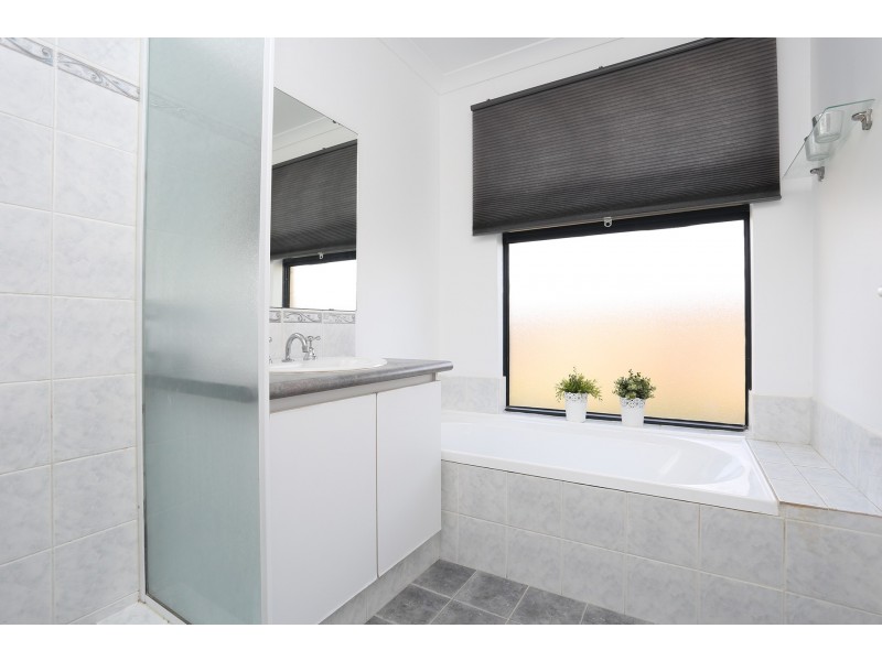 2 Canova Road, Butler WA 6036