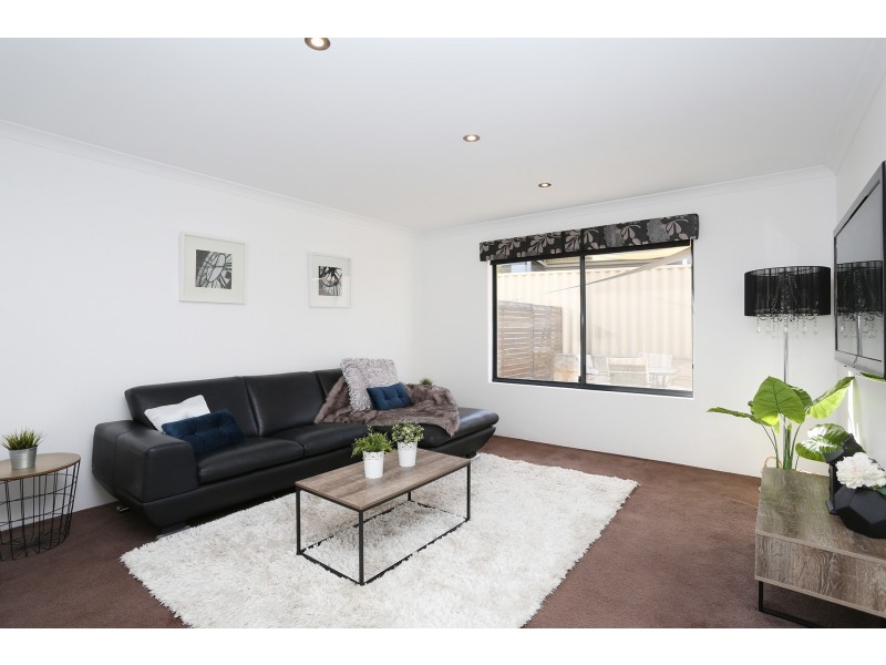 2 Canova Road, Butler WA 6036