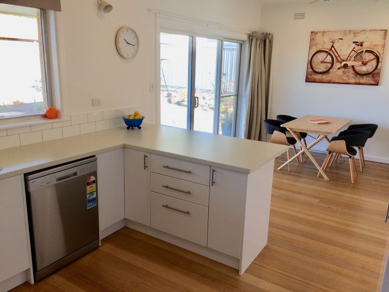 11 DRUID STREET, Golden Square VIC 3555