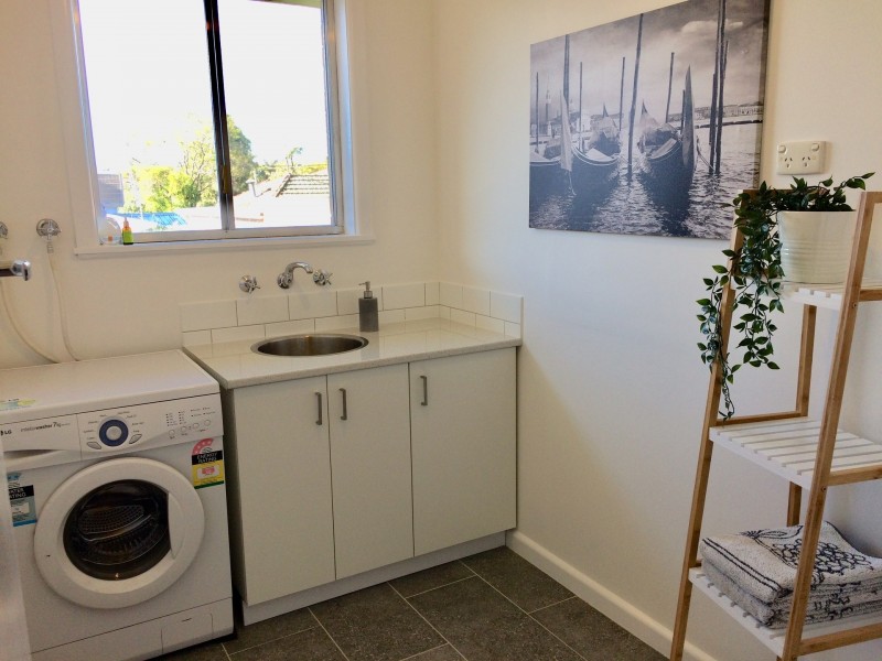 11 DRUID STREET, Golden Square VIC 3555