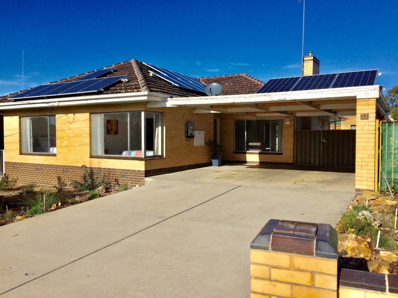 11 DRUID STREET, Golden Square VIC 3555