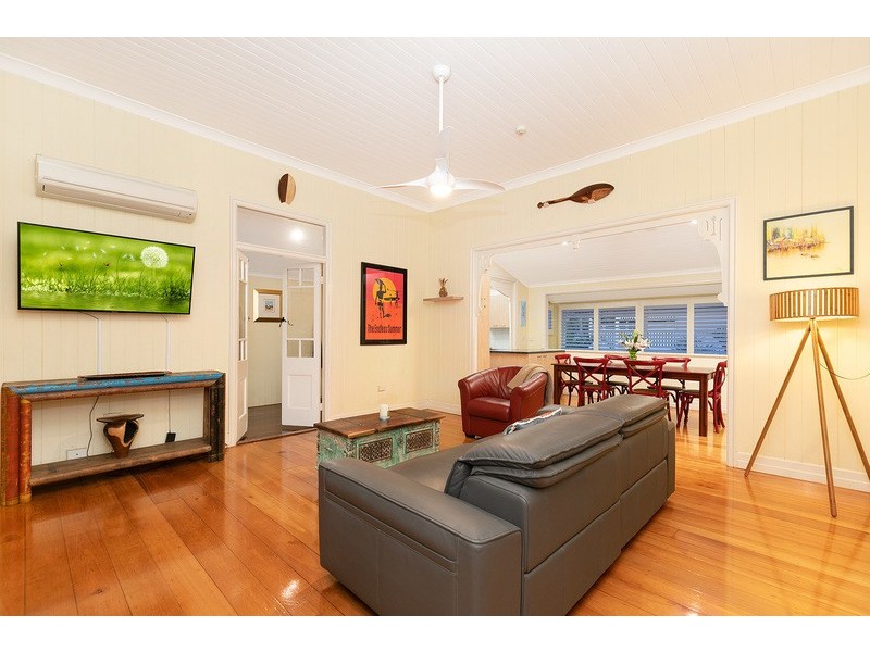 22 Orchard Street, Hawthorne QLD 4171