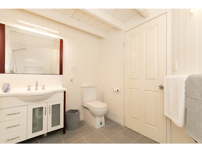 22 Orchard Street, Hawthorne QLD 4171