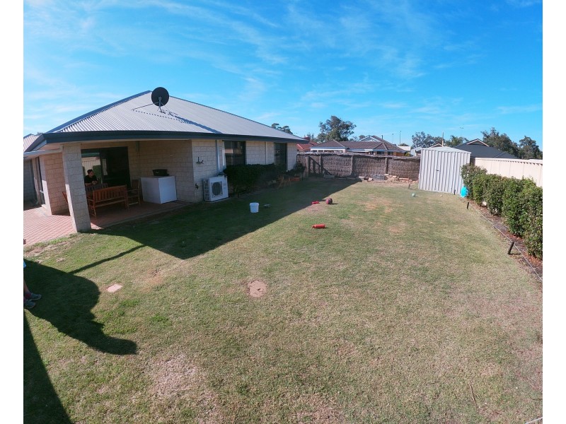 1 Hartog Road, Dalyellup WA 6230