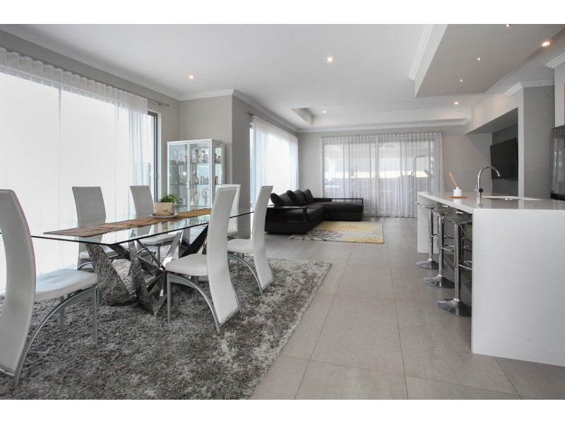 31 Thomby Avenue, Aveley WA 6069