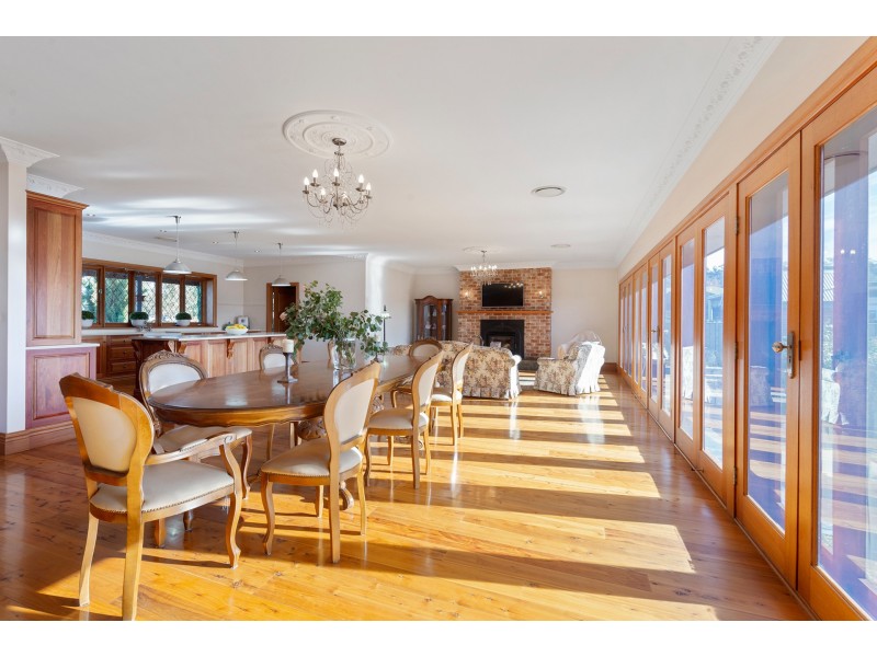 7 Calabria Road, Griffith NSW 2680