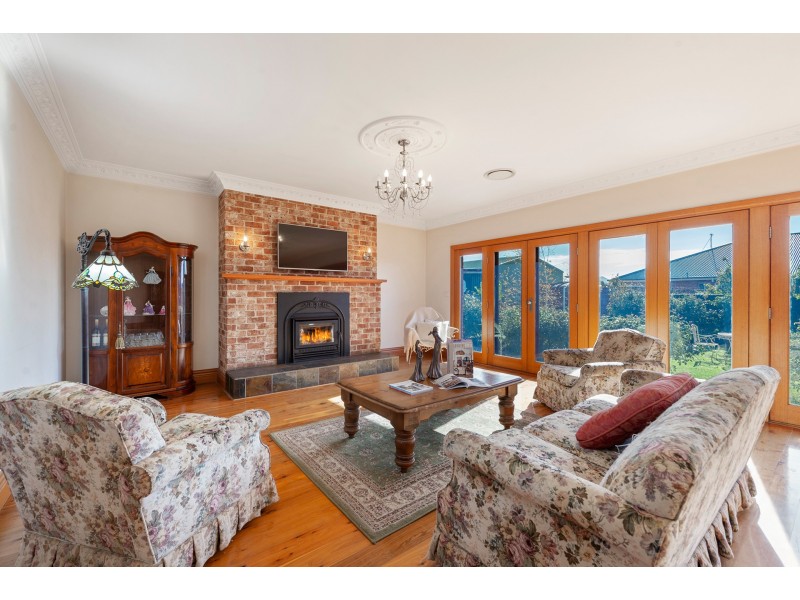 7 Calabria Road, Griffith NSW 2680