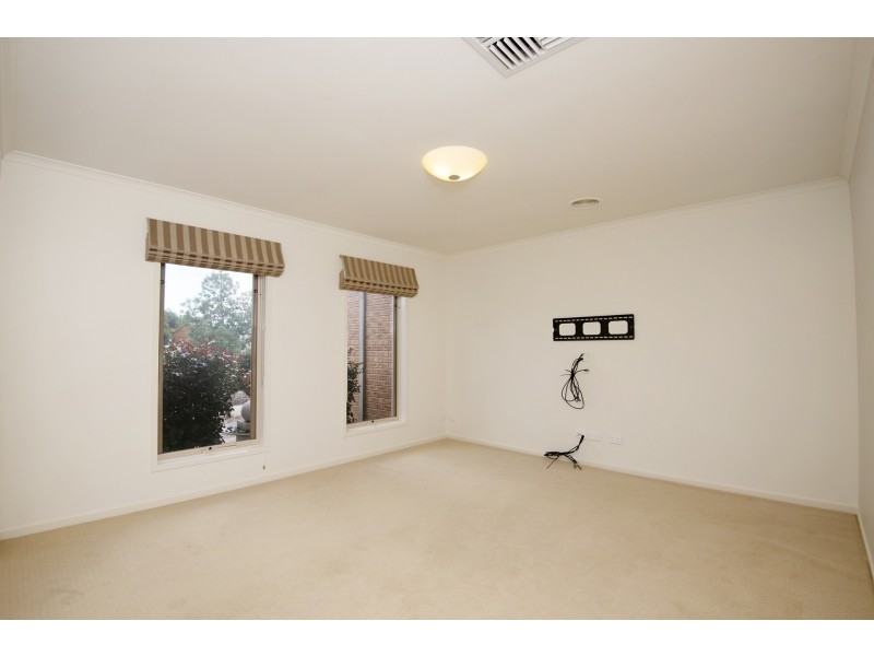 63 Waranga Drive, Kialla VIC 3631