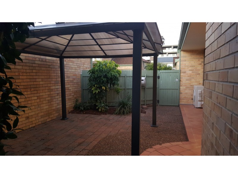 8/80 Queen Street, Warners Bay NSW 2282