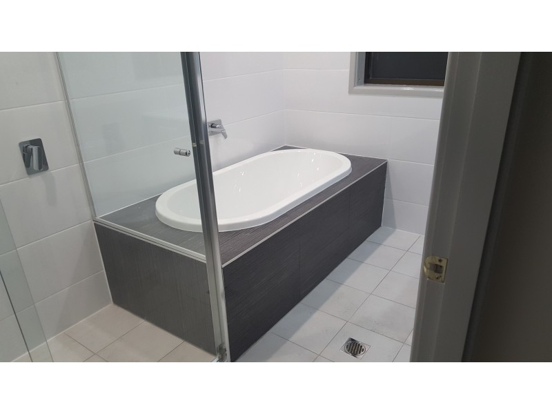 8/80 Queen Street, Warners Bay NSW 2282