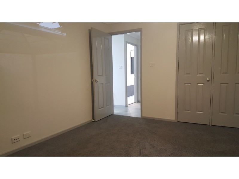 8/80 Queen Street, Warners Bay NSW 2282