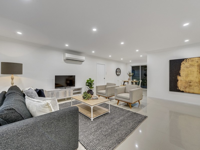 34 Streamview Crescent, Springfield QLD 4300