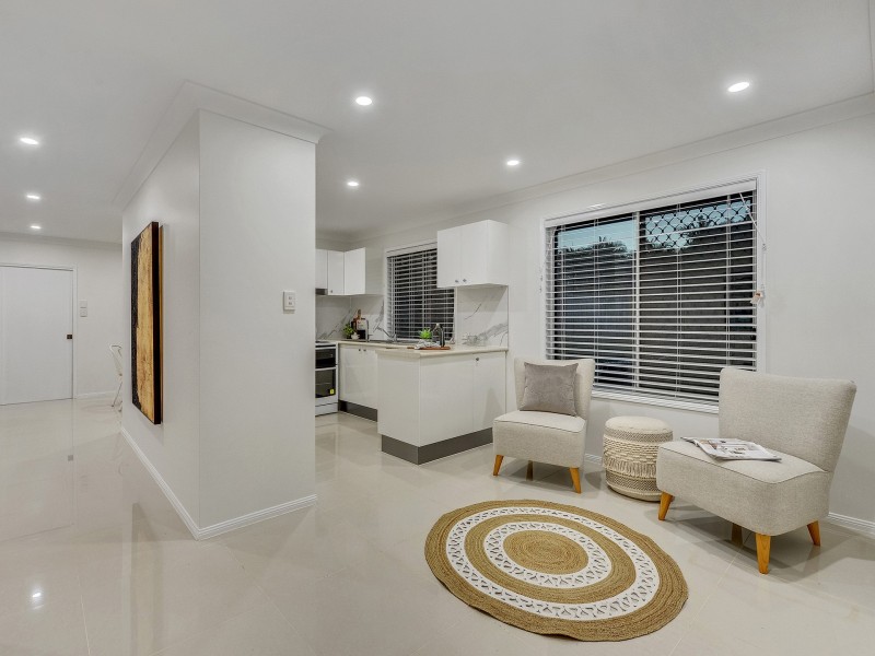 34 Streamview Crescent, Springfield QLD 4300
