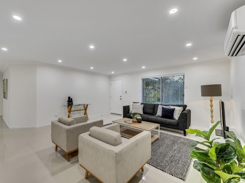 34 Streamview Crescent, Springfield QLD 4300